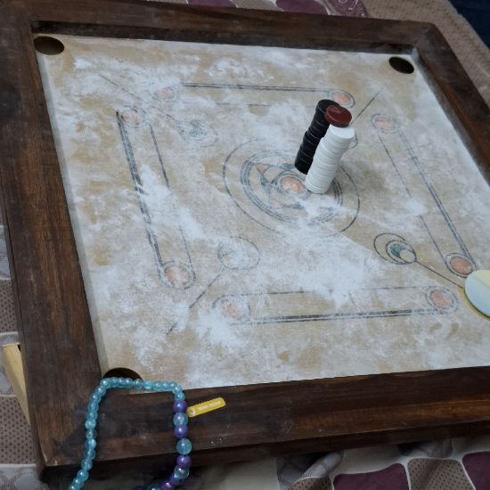 Picture of CARROM BOARD